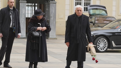 FOTO: Václav Klaus a Livia Klausová na pohřbu Dominika Duky.