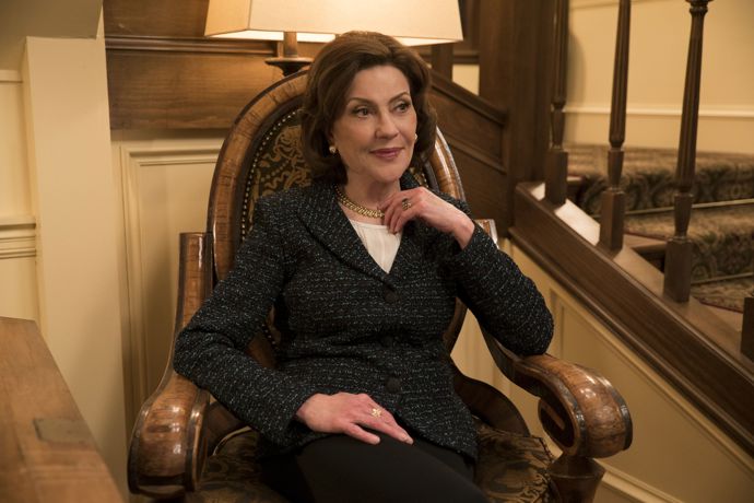 FOTO: Neuvěřitelně charismatická Kelly Bishop coby Emily Gilmore. – stránka 2