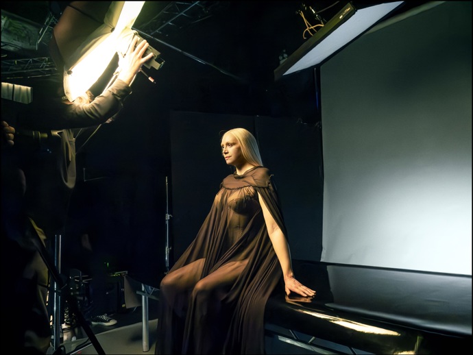 FOTO: Gwendoline Christie vypadá božsky. – stránka 77