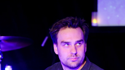 FOTO: Ondřej doprovázel svou ženu na podiu.