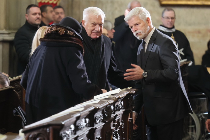 FOTO: Václav Klaus nedávno ostře kritizoval Petra Pavla. – stránka 83
