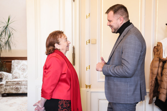 FOTO: Bývalá první dáma Livia Klausová oslavila 82. narozeniny. – stránka 15