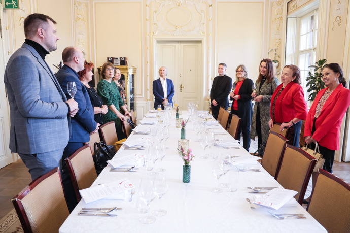 FOTO: Bývalá první dáma Livia Klausová oslavila 82. narozeniny. – stránka 6