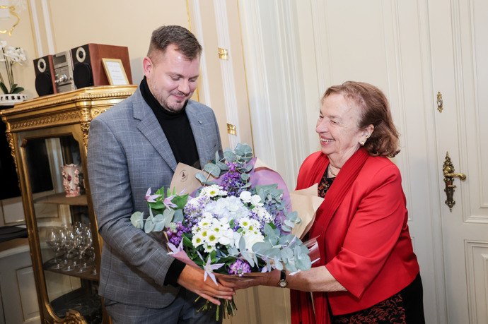 FOTO: Bývalá první dáma Livia Klausová oslavila 82. narozeniny. – stránka 2