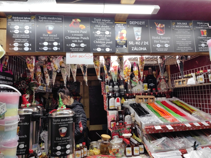 FOTO: Vánoční trhy na náměstí Míru. – stránka 55