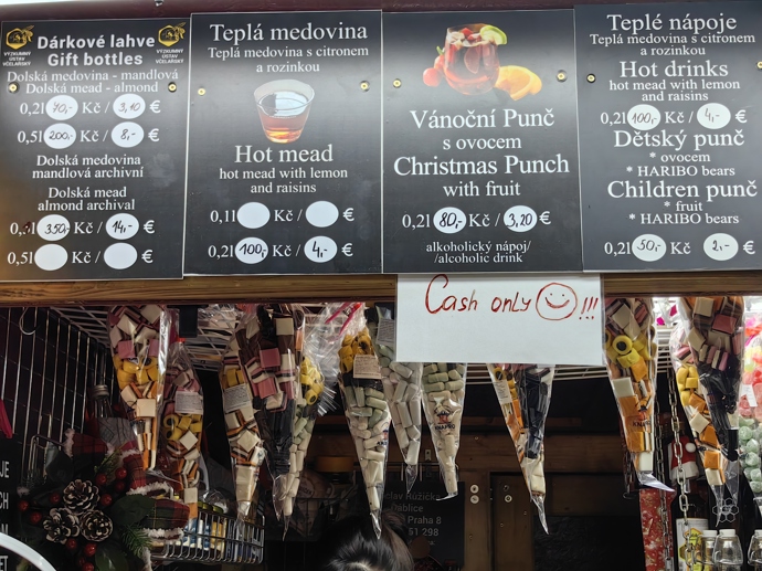 FOTO: Vánoční trhy na náměstí Míru. – stránka 54