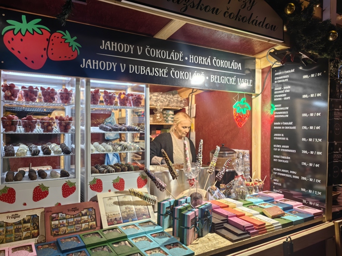 FOTO: Vánoční trhy na náměstí Míru. – stránka 34