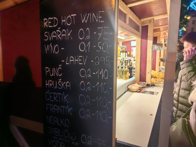 FOTO: Vánoční trhy na náměstí Míru. – stránka 18