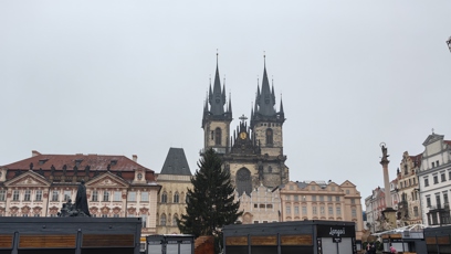 FOTO: Vánoční strom na Staroměstském náměstí.