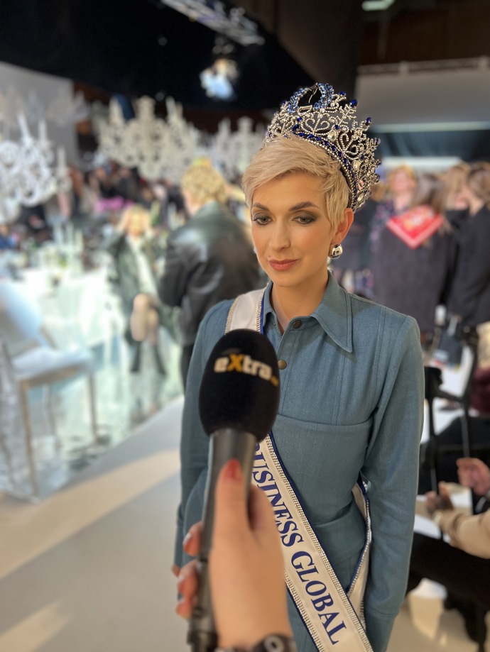 FOTO: Jana Marvanová během rozhovoru pro eXtra.cz. – stránka 8