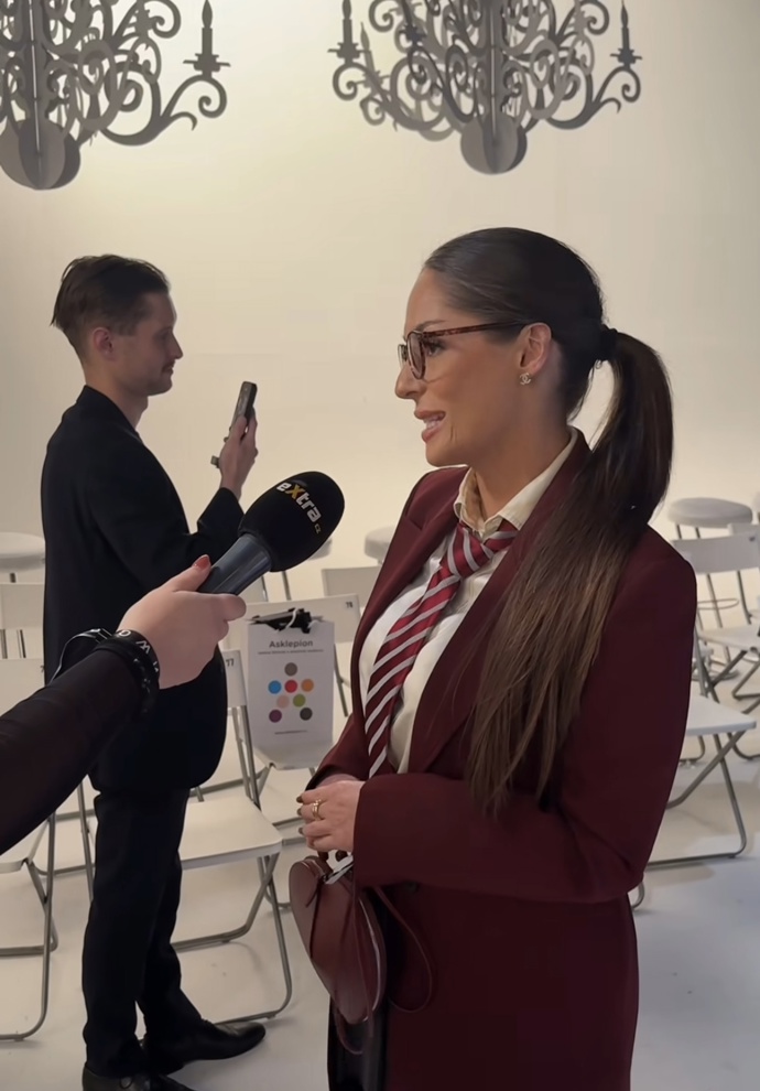 FOTO: Týnuš Třešničková během rozhovoru pro eXtra.cz. – stránka 3