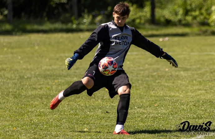 FOTO: Nikolas měl autonehodu. – stránka 5