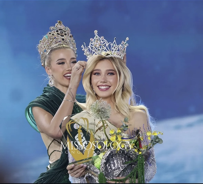 FOTO: Natálie Puškinová vyhrála Miss Earth 2025. – stránka 24