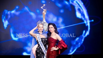 FOTO: Jana Marvanová na světové soutěži Miss Business Global.