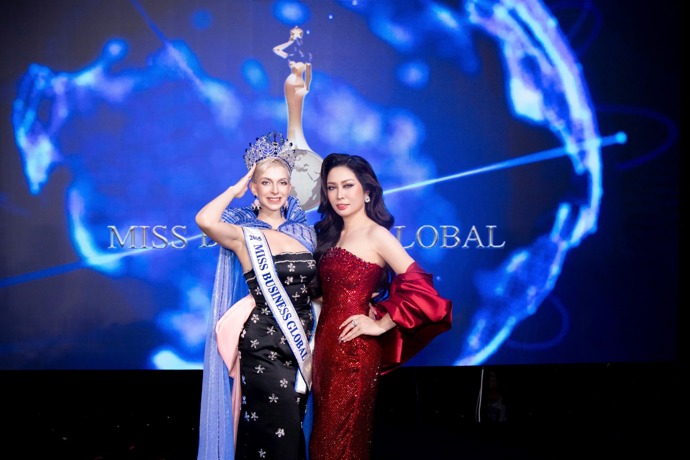FOTO: Jana Marvanová na světové soutěži Miss Business Global. – stránka 3