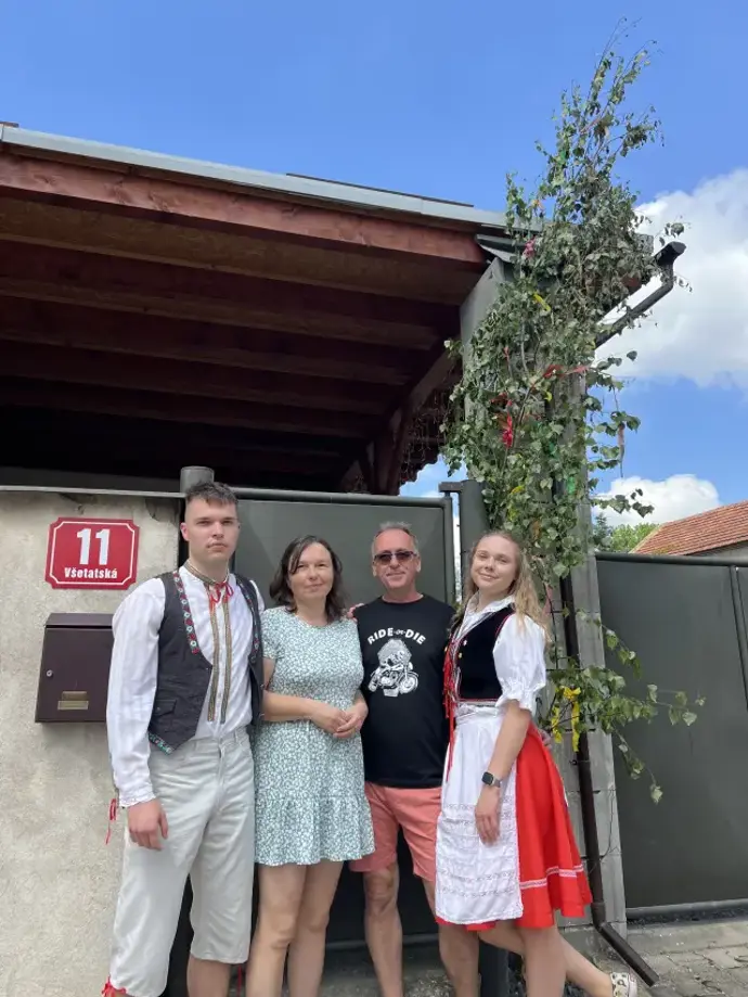 FOTO: Léčba stojí 600 000 Kč měsíčně. – stránka 2