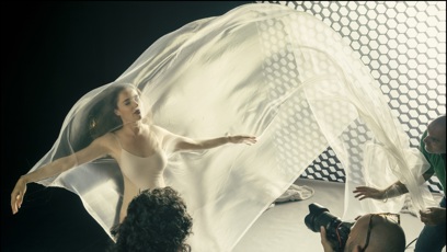 FOTO: Luisa Ranieri během focení nového kalendáře Pirelli.