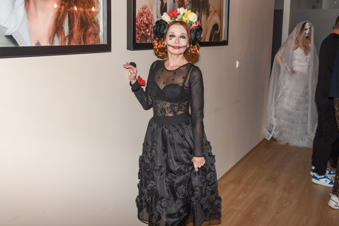 FOTO: Barbora Fišerová dorazila v kostýmu. – stránka 12