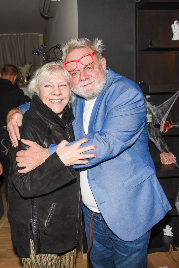 FOTO: Václav Upír Krejčí s Marií Pojkarovou. – stránka 14