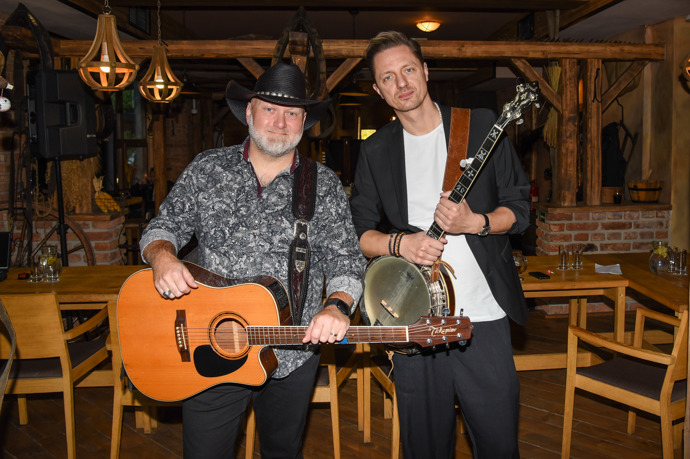 FOTO: Petr Kocman a Ondřej Ruml. – stránka 2