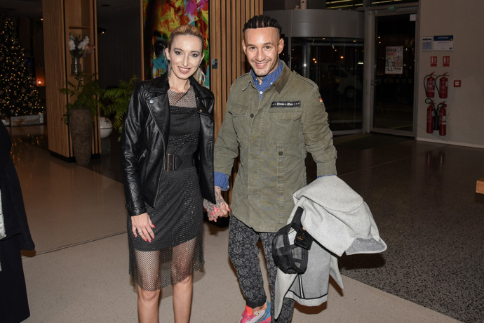 FOTO: Sámer Issa a Lucy Junk. – stránka 1