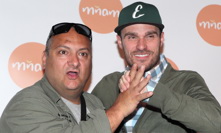 Moderátorská dvojice Patrik Hezucký a Leoš Mareš.