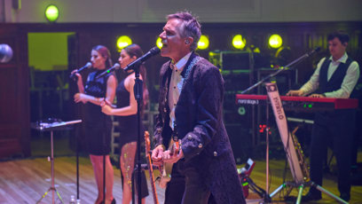 FOTO: Zazpíval také Janek Ledecký.