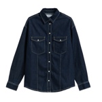 Druhou nezbytností je denimová košile,...