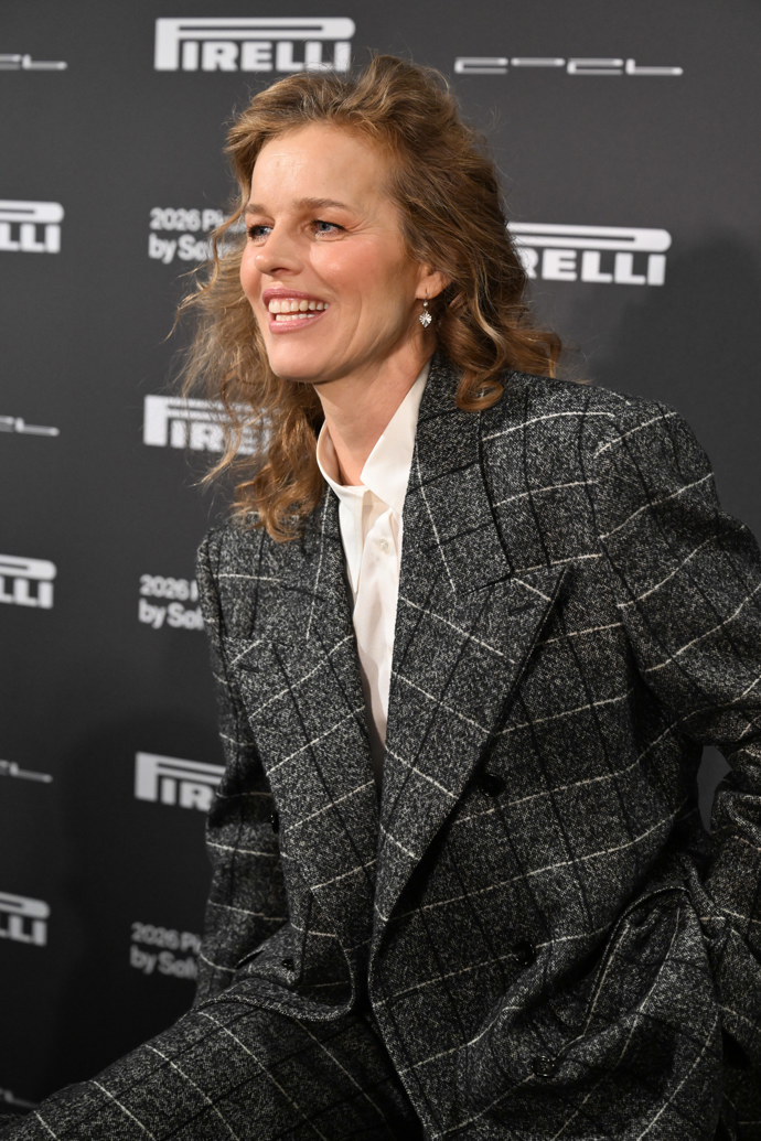 FOTO: Krásná Eva Herzigová na tiskovce k odhalení nového kalendáře Pirelli. – stránka 150