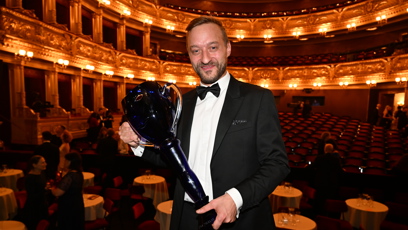 FOTO: Petr Panzenberger zapózoval s cenou.