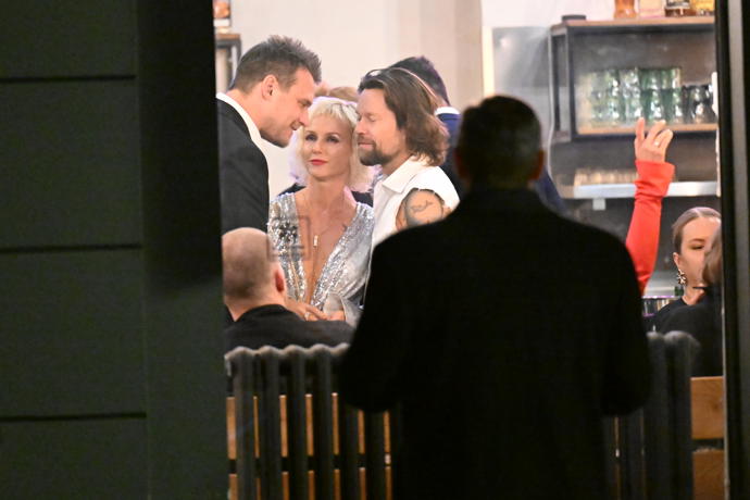 FOTO: Richard Krajčo s manželkou Karin Krajčo Babinskou na afterparty. – stránka 26