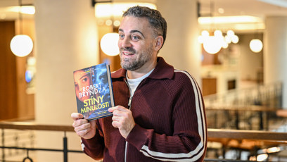 FOTO: Britský spisovatel Robert Bryndza představil v Praze svou novou knihu.