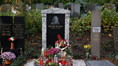FOTO: Anička Slováčková má svůj hrobeček na Vinohradském hřbitově.
