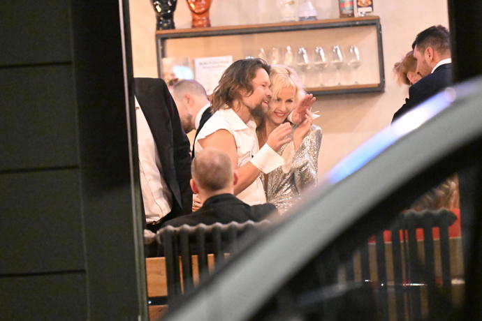 FOTO: Romantický tanec Richarda a Karin – stránka 10