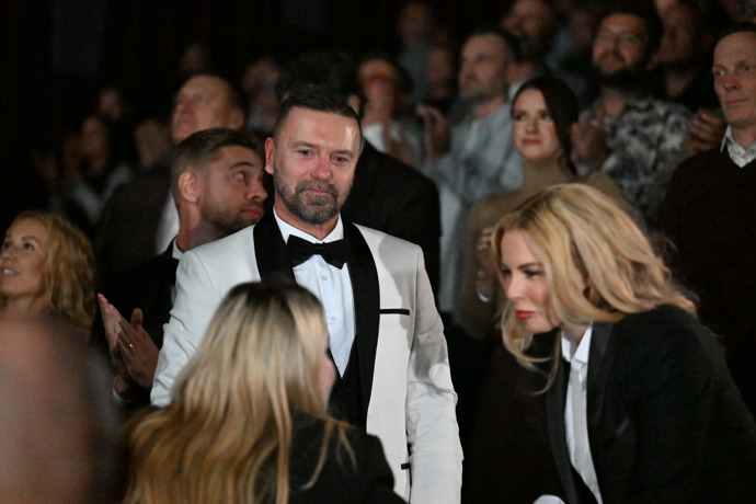 FOTO: Tomáš Řepka se v sále sesypal. – stránka 9