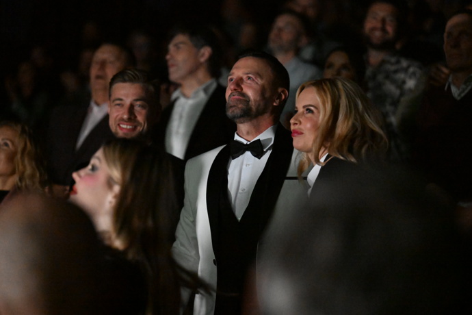 FOTO: Tomáš Řepka jen těžko skrýval silné emoce. – stránka 16