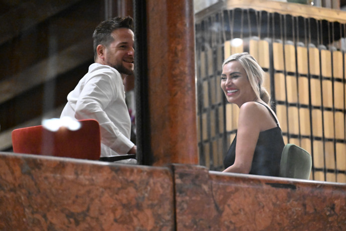 FOTO: Dvojice se skvěle bavila. – stránka 85