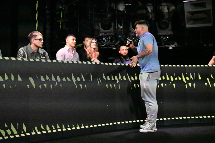 FOTO: Samir následně šel na pódiu. – stránka 4