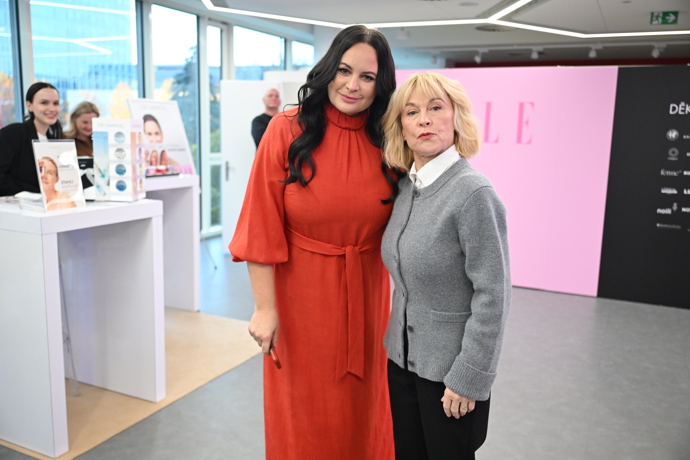 FOTO: Jitka Čvančarová s Danou Batulkovou. – stránka 3