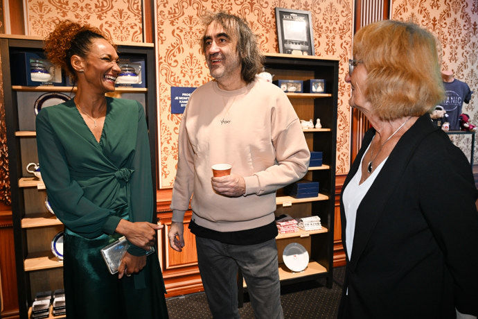 FOTO: Moderátorka miluje cestování, jejím druhým domovem je Keňa. – stránka 12