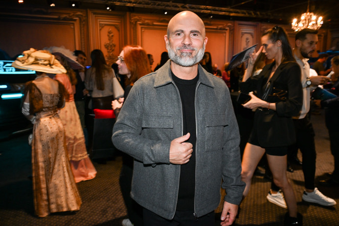 FOTO: Zpěvák Aleš Lehký. – stránka 22