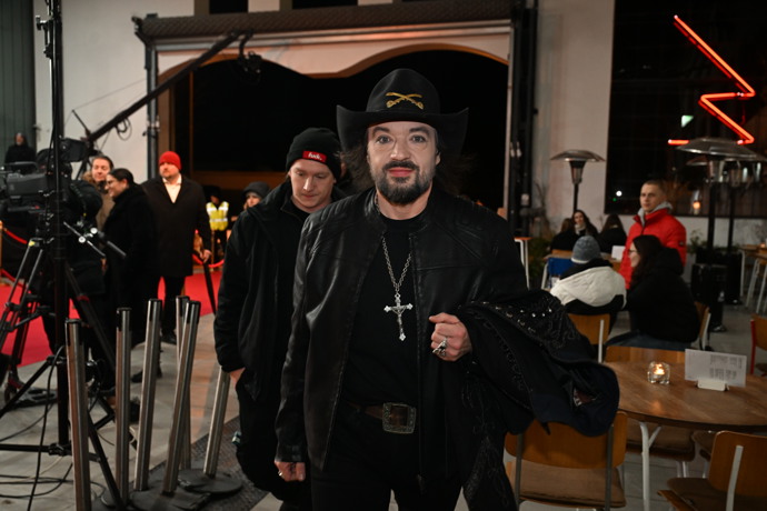 FOTO: Jeden z členů skupiny Lucie Robert Kodym. – stránka 13