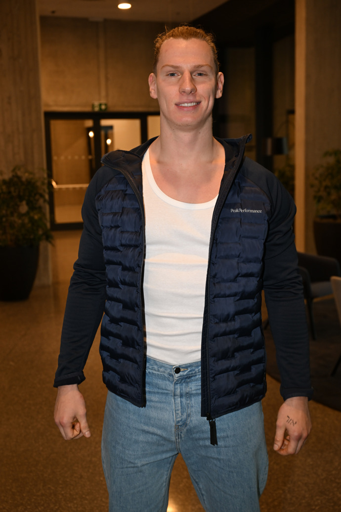 FOTO: Pavel Tóth neztrácí úsměv na rtech. – stránka 8