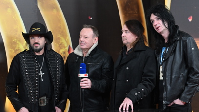 FOTO: Členové kapely Lucie ihned poskytovali rozhovory.