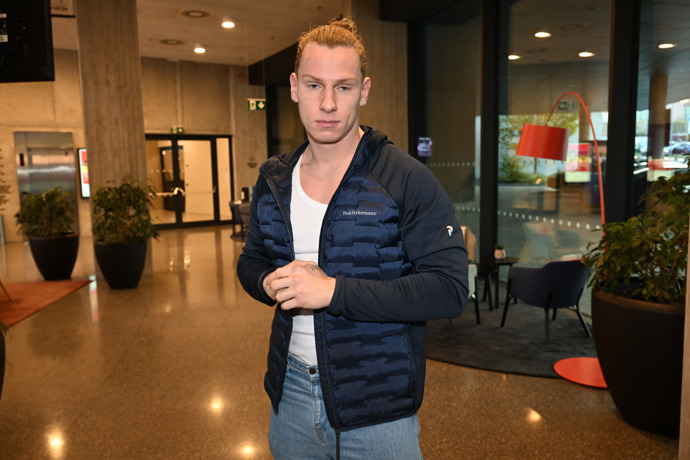 FOTO: Pavel Tóth jde do všeho naplno. – stránka 9