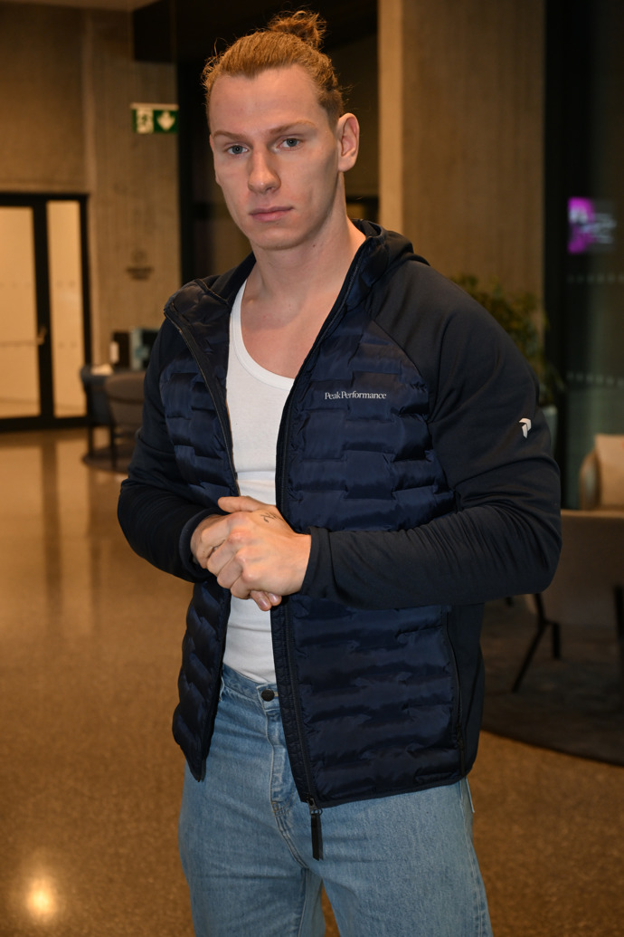 FOTO: Pavel Tóth, vítěz Survivoru. – stránka 4