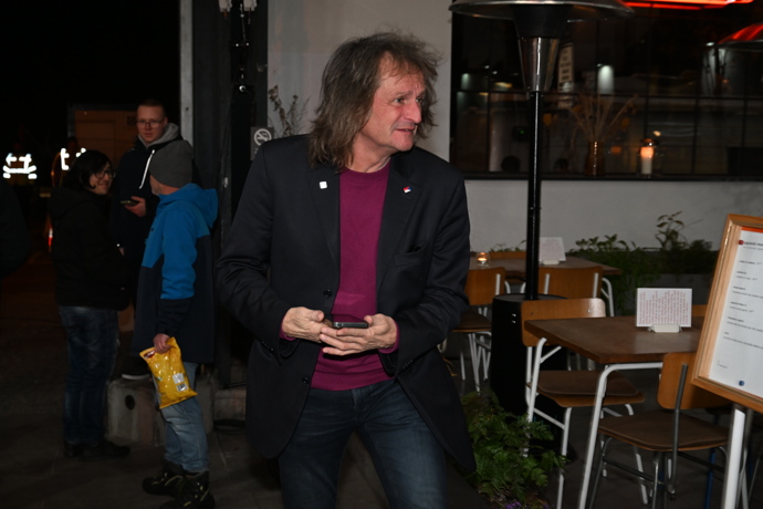 FOTO: Nechyběl ani poslanec Miroslav Ševčík. – stránka 1