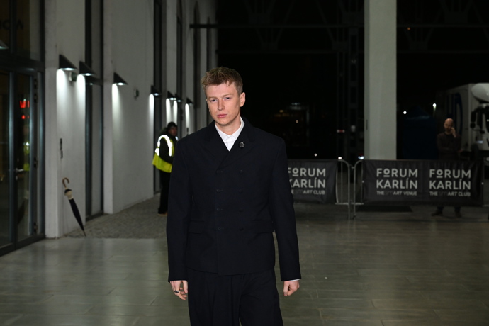 FOTO: Adam Mišík převezme cenu za svého slavného tatínka. – stránka 4