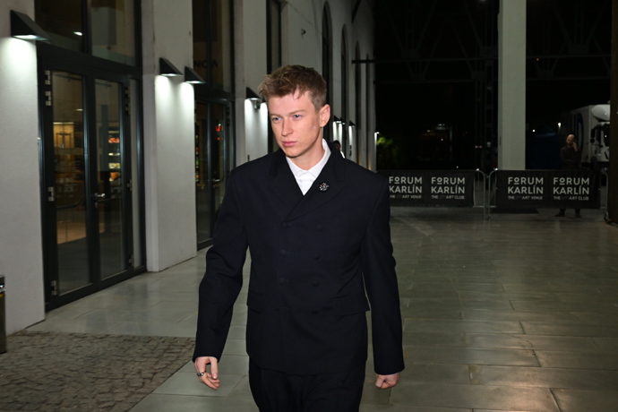 FOTO: Adam Mišík převezme cenu za svého slavného tatínka. – stránka 3