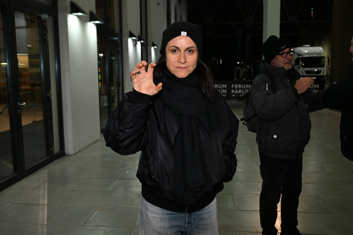 FOTO: Jedna z vystupujících Lenka Dusilová. – stránka 1036